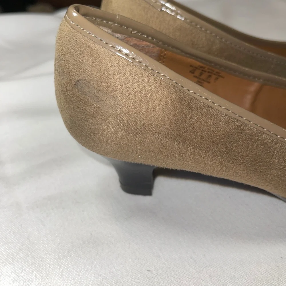 Jaclyn Smith‎ 6 1/2 heels